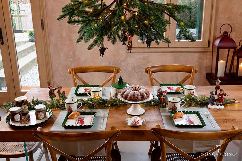 The Christmas table 